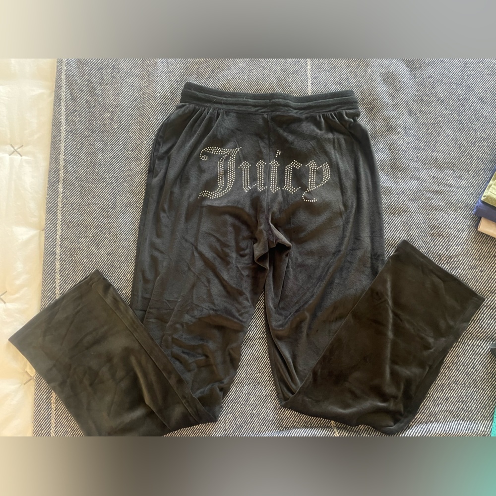 Juicy pants